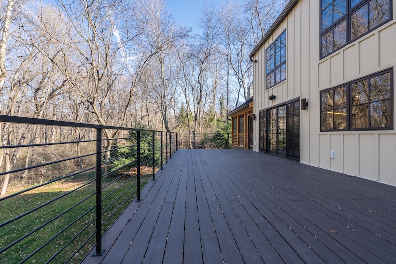 603 W Gravers Lane