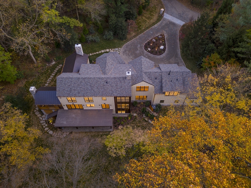 603 W Gravers Lane
